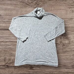 H&M Oversized Women’s Light Gray Turtleneck Soft Sweater